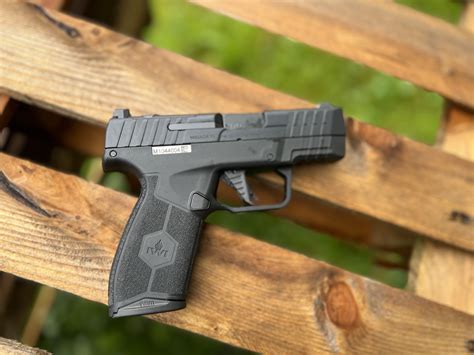  The Masada Slim is a compact polymer striker-fired pistol. . Masada 9mm slim